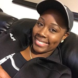 Meet your Posher, Janay