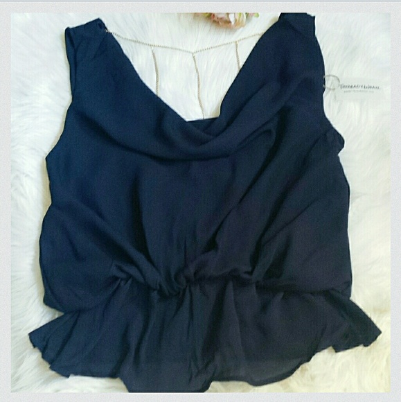 💋Gold Chain Back top - Picture 3 of 5