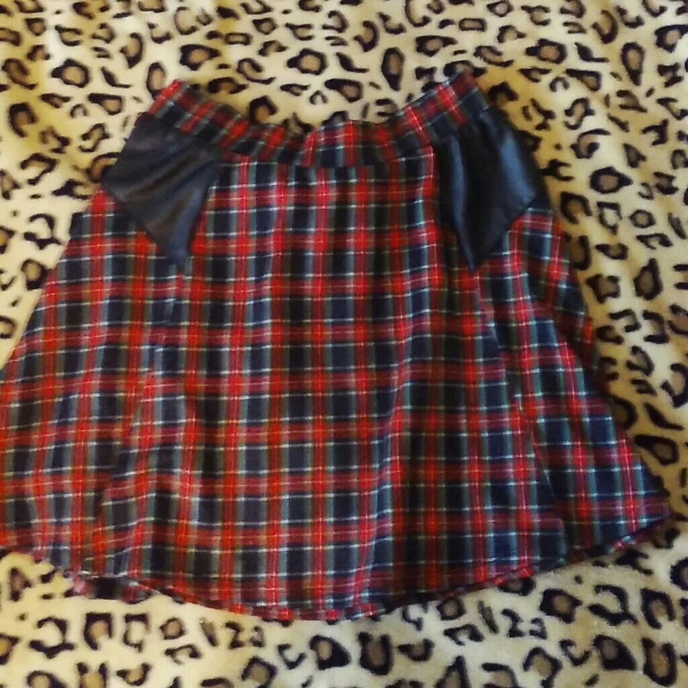 Plaid mini skirt