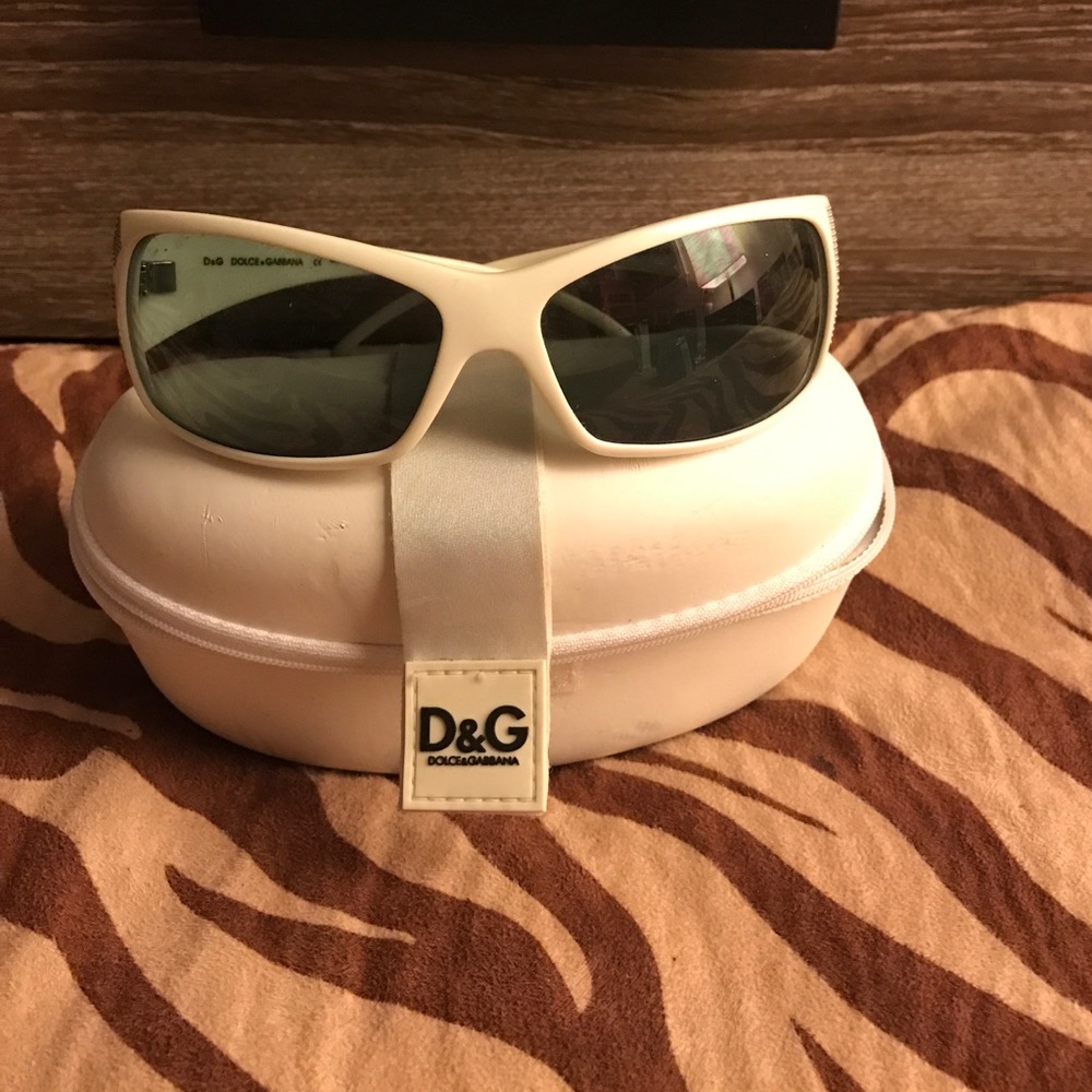 Sun Glasses men/women with case