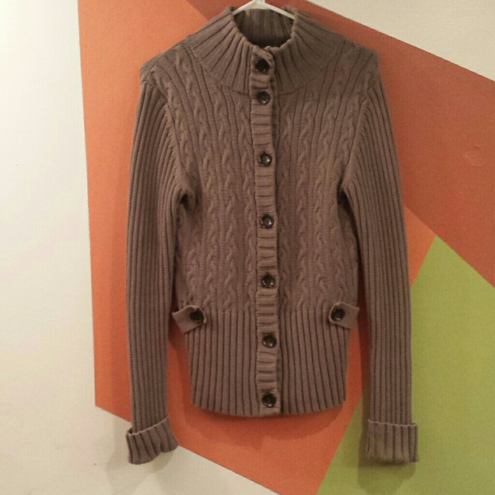 Banana Republic Knit Sweater--Size Medium