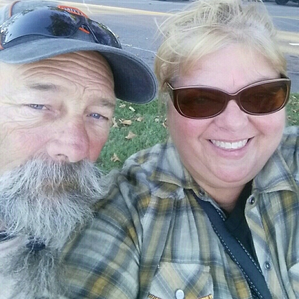 Meet your Posher, Lois