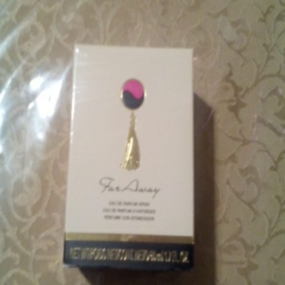 Avon Other - Eau de perfume far away