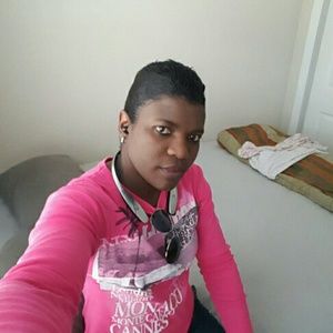 Meet your Posher, Tracey ann