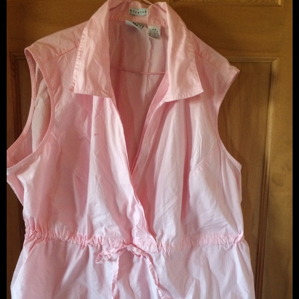 Pretty Sleeveless Summer Blouse