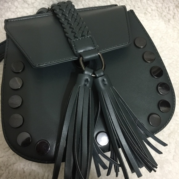 🚨 Sold🚨Host Pick 🌷Mini shoulder bag - Picture 2 of 5