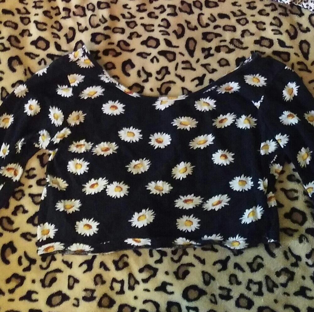 Daisy crop top