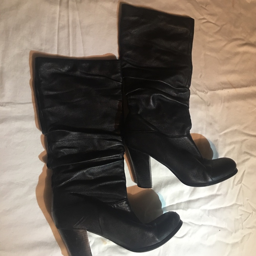 Black heeled boots in GREAT CONDITION