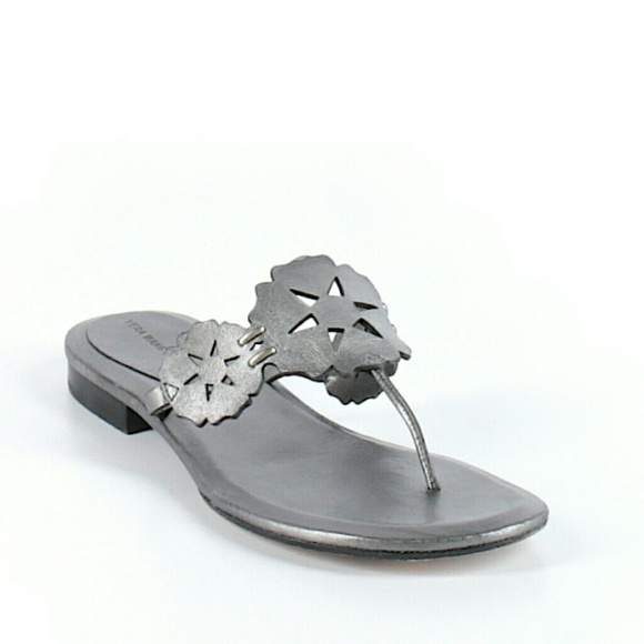 Vera Wang Shoes | Lavender Silver Metallic Flip Flops | Poshmark