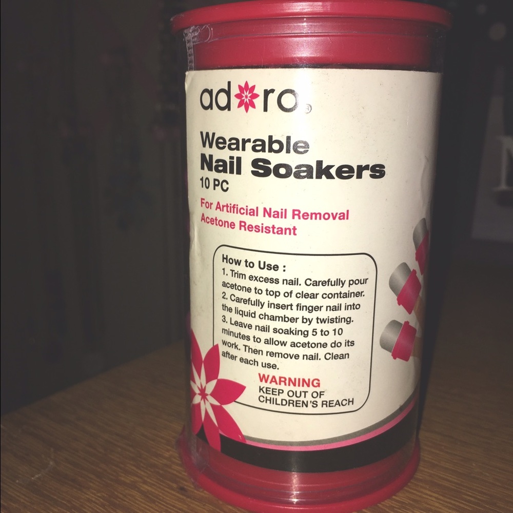 Nail soakers
