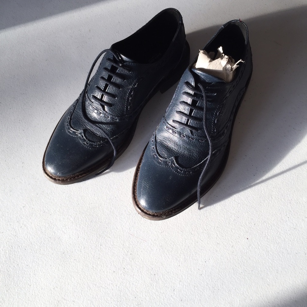Zara women two- tone shoes