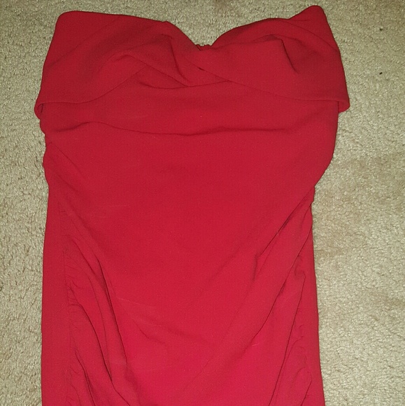 A red strapless mini dress - Picture 1 of 1