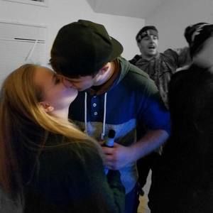 Meet your Posher, Stephen