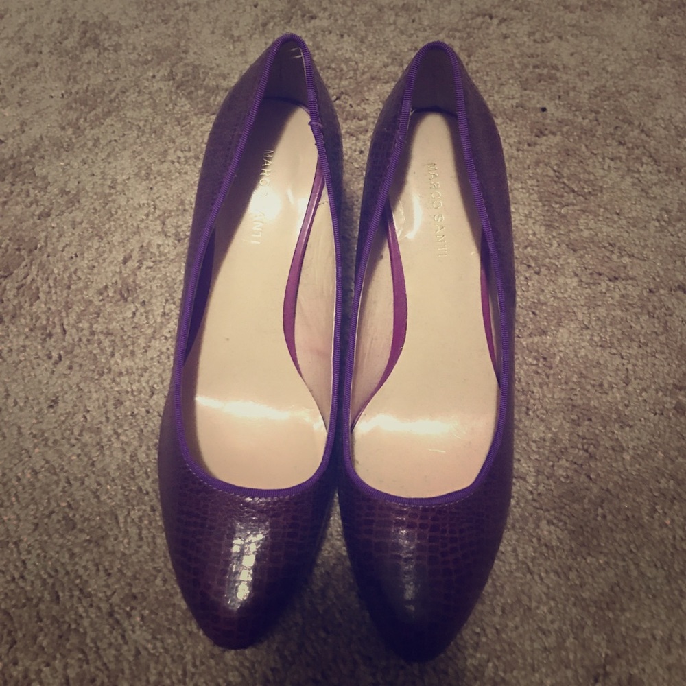 Marco Santi purple pumps!