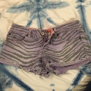 Billabong cut off shorts