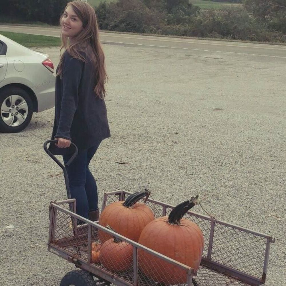 Meet your Posher, Nikki