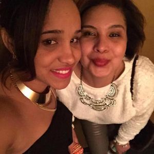 Meet your Posher, Yara pires