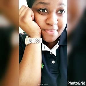 Meet your Posher, Janaye