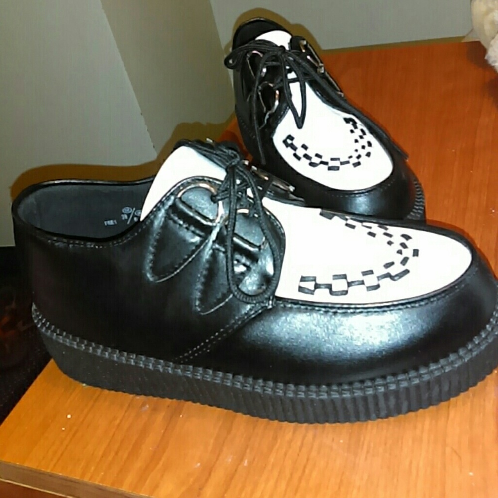 Truffle collection platforms