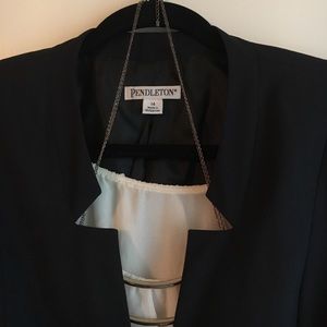 🖤 Black Pendleton notch collar long blazer EUC