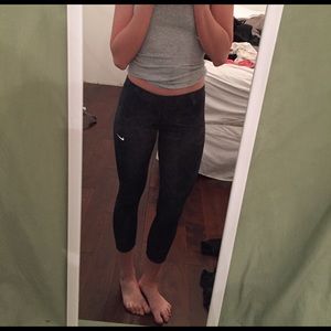 Nike Dri-Fit Cropped Workout Leggings