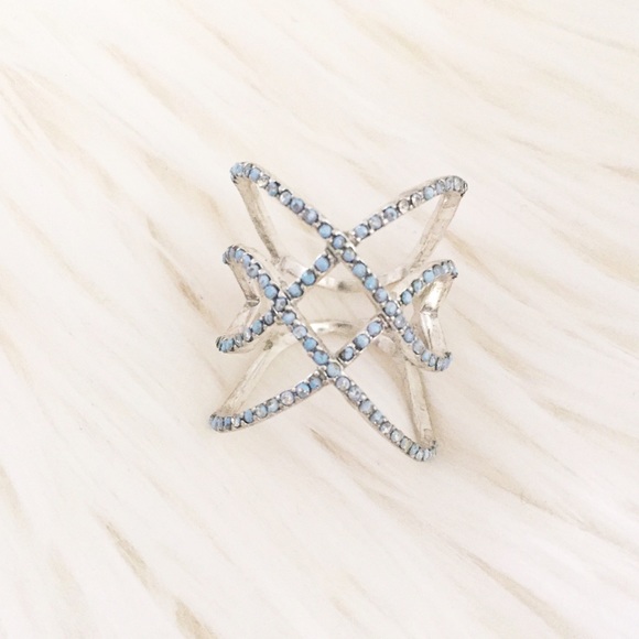 Express baby blue intricate ring - Picture 2 of 2