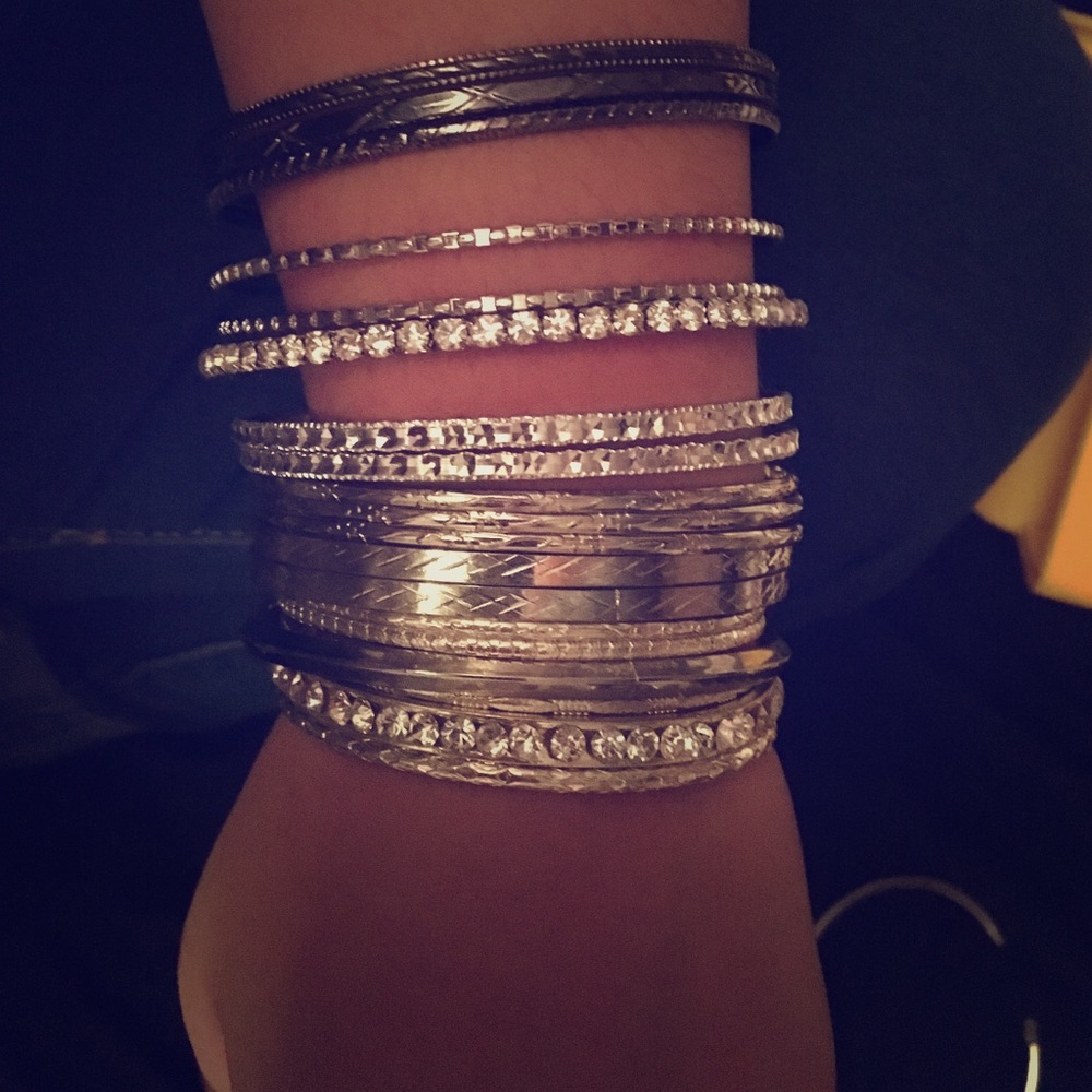 Beautiful bangle set
