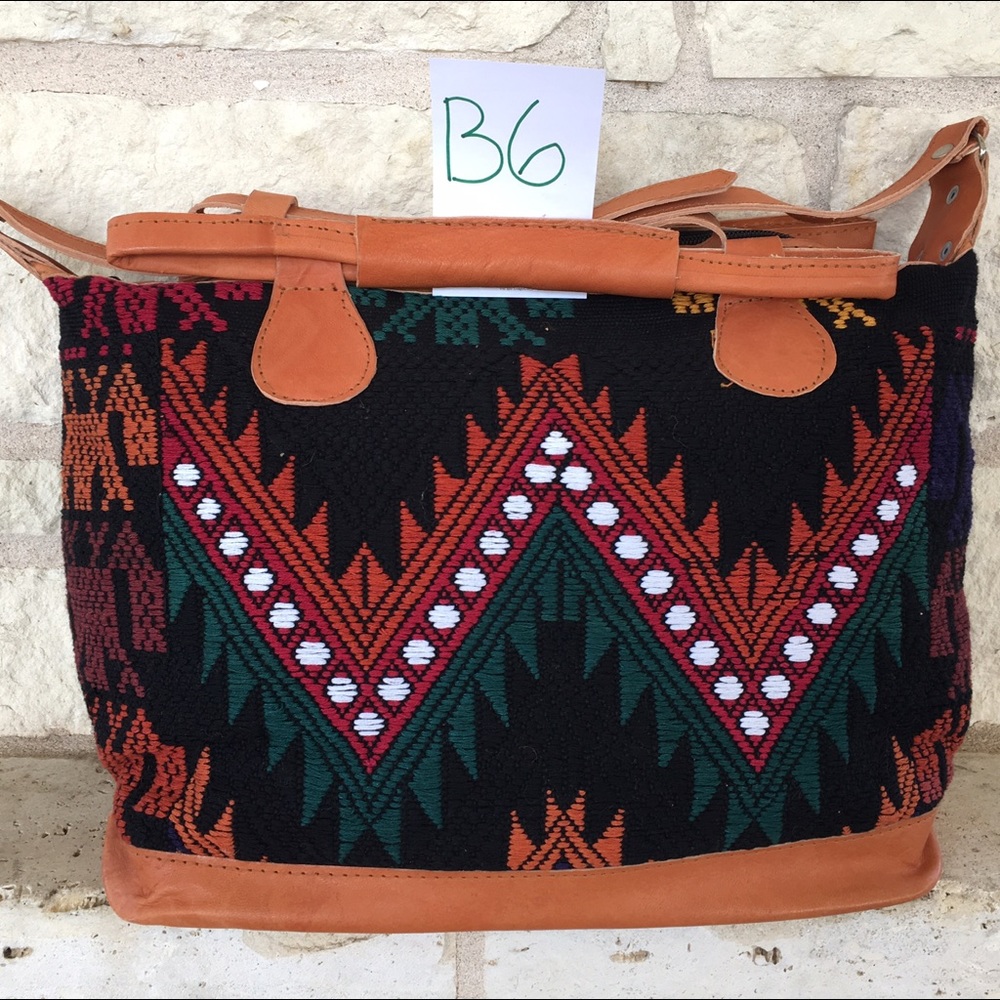 Beautiful Guatemalan Black & Chevron Handbag.