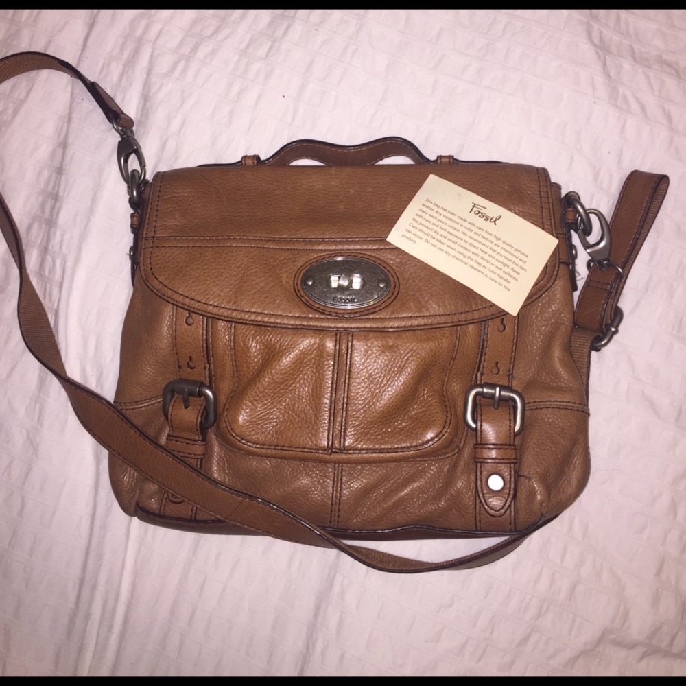 Fossil Genuine Leather Brown Cross body!