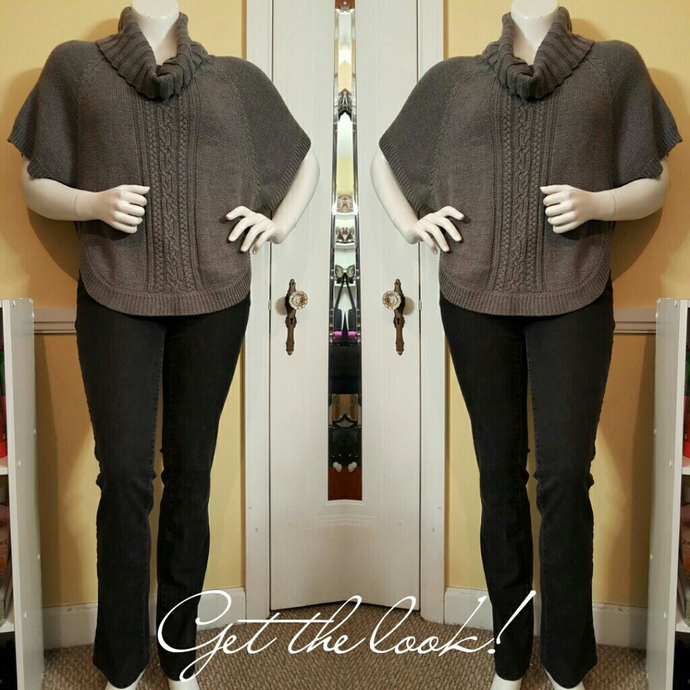 Complete outfit: Sweater and straight leg jeans.