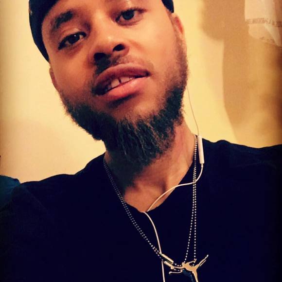 Meet your Posher, Tstreetz - Picture 1 of 1