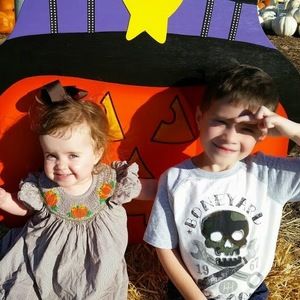 Meet your Posher, Robin