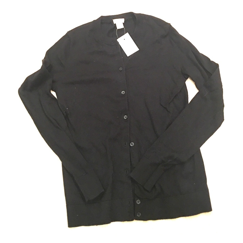 Beautiful NEW long sleeved black cotton cardigan!