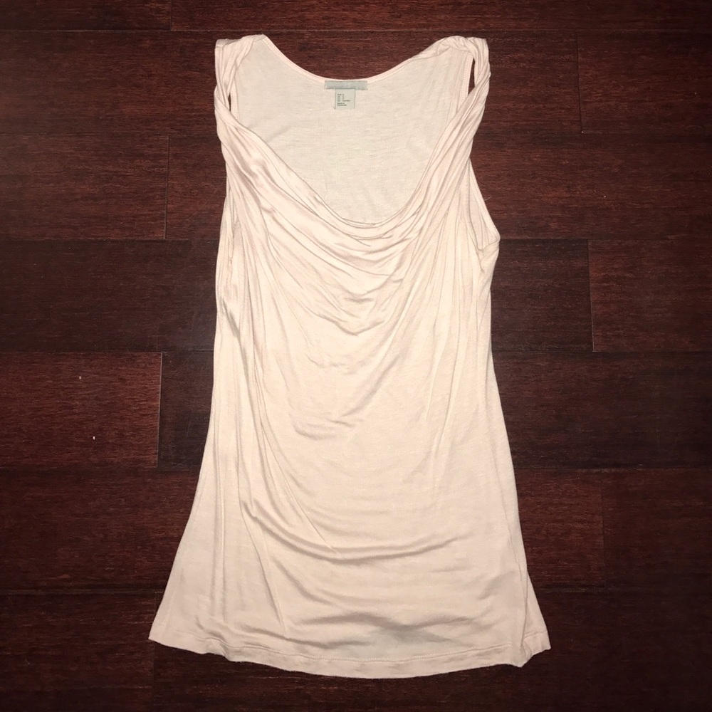 H&M light pink sleeveless shirt!