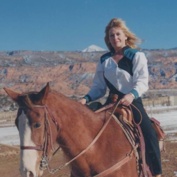 Meet your Posher, Brenda - Picture 1 of 1