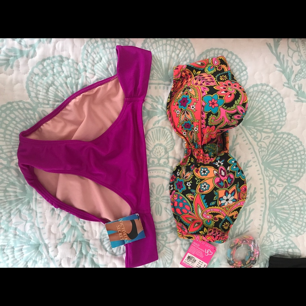 BNWT Victoria Secret Bathing Suit due.