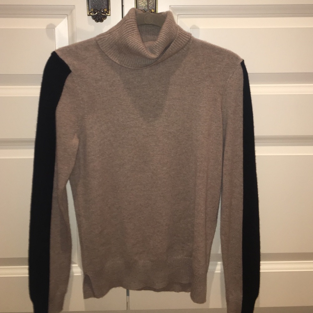 Aqua Cashmere top