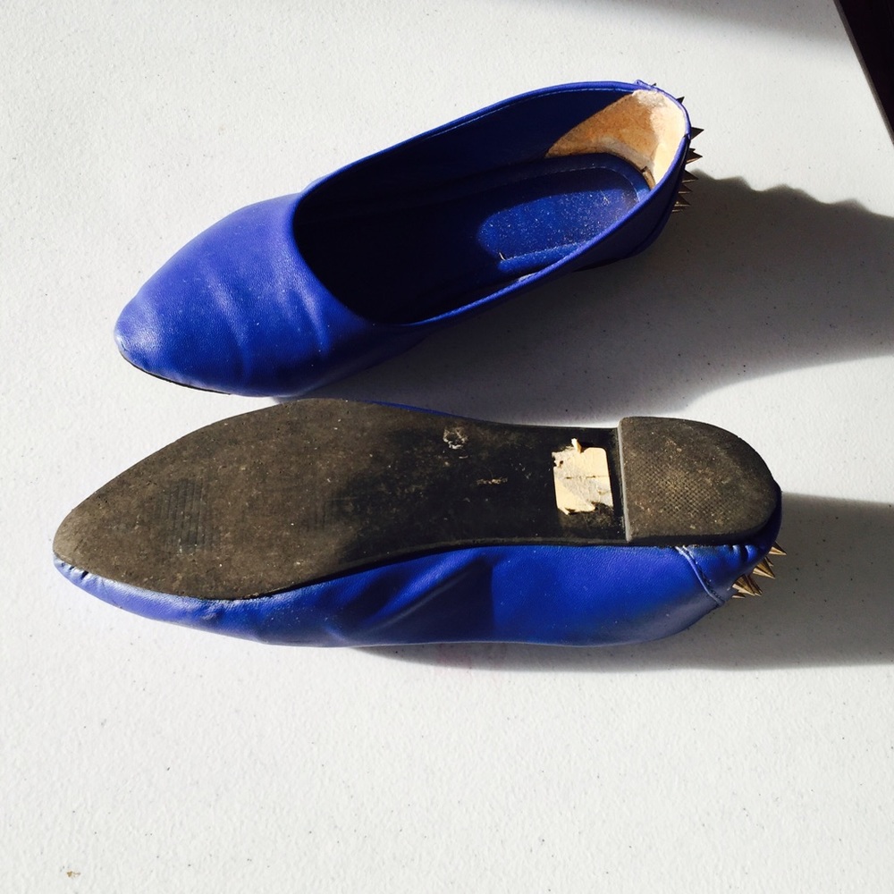 Gold nail point flats