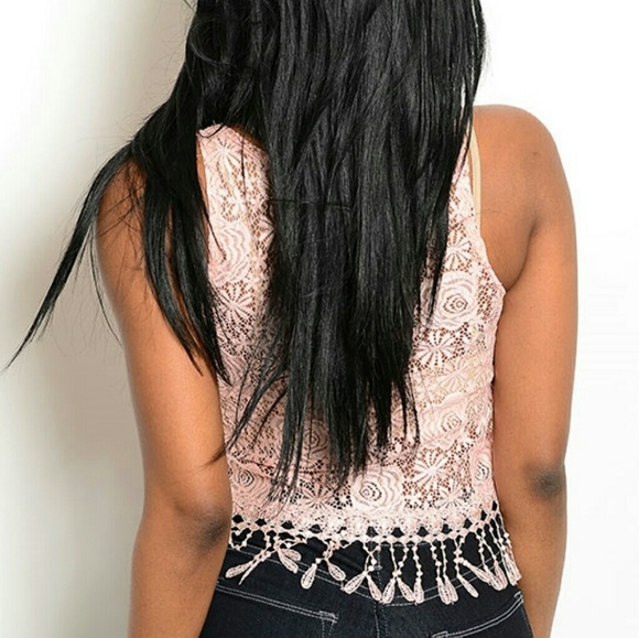 CLEARANCE Junior's Peach fringe crop top - Picture 2 of 2