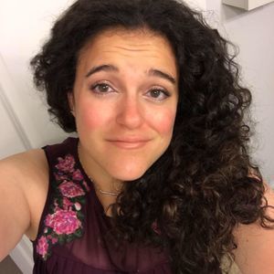 Meet your Posher, Ella