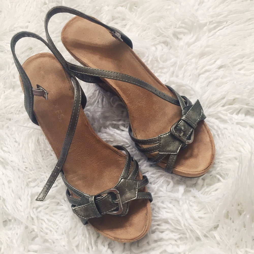 Silver Wedge Cork Heels💜