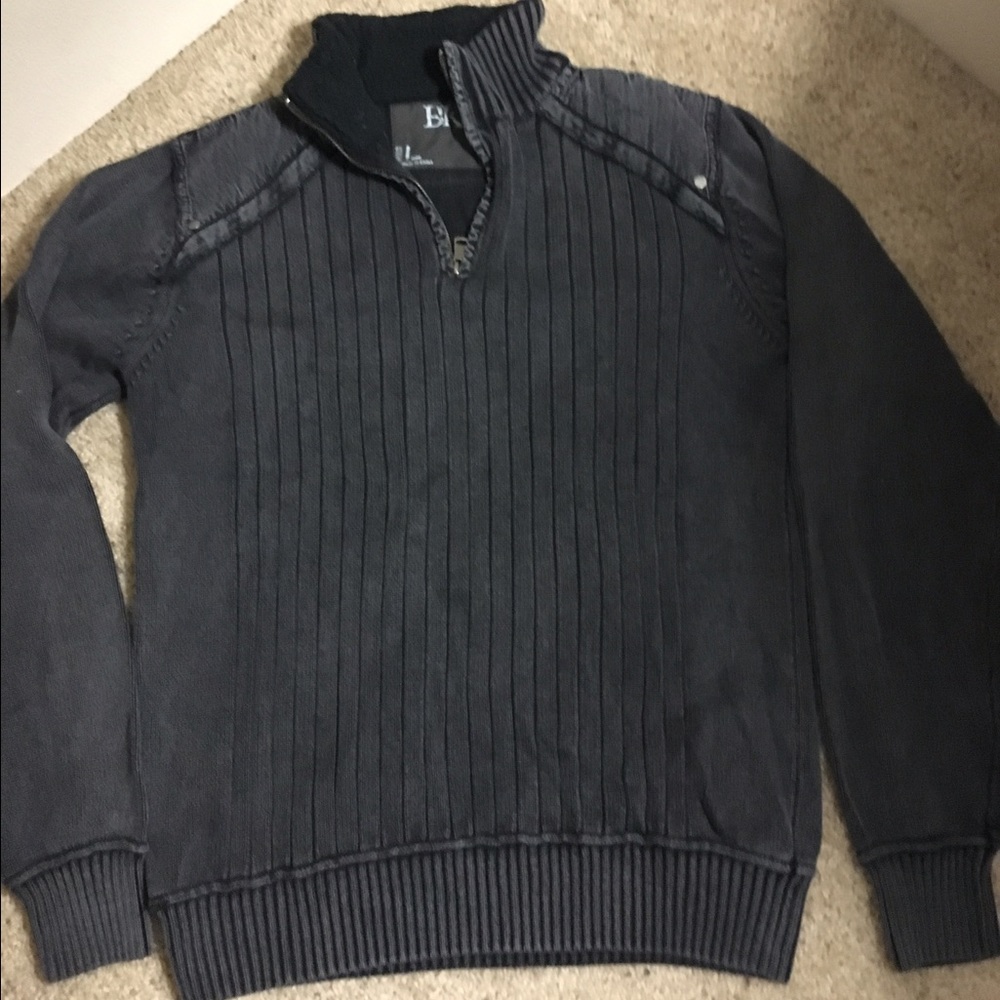Men's charcoal grey sweater