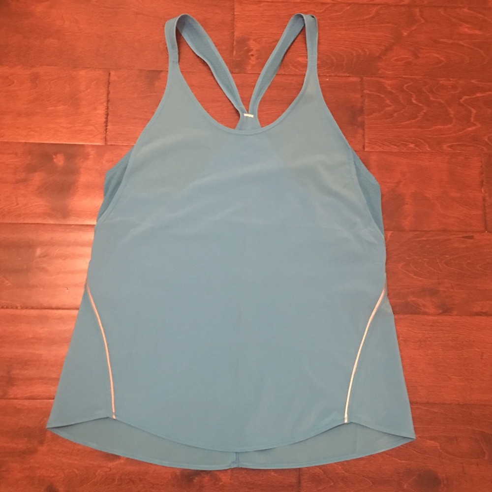 Lululemon tank