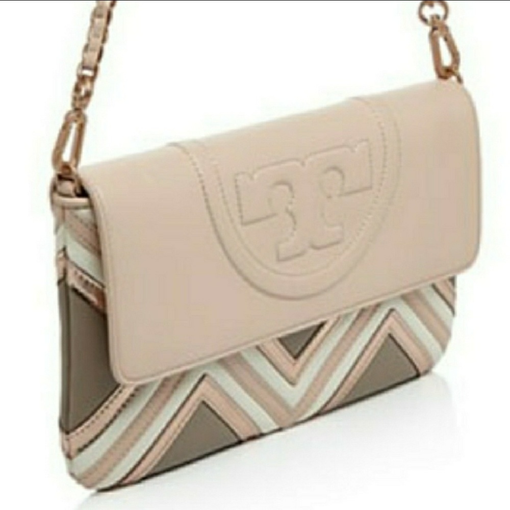 ❤Tory Burch Geo Fleming Clutch