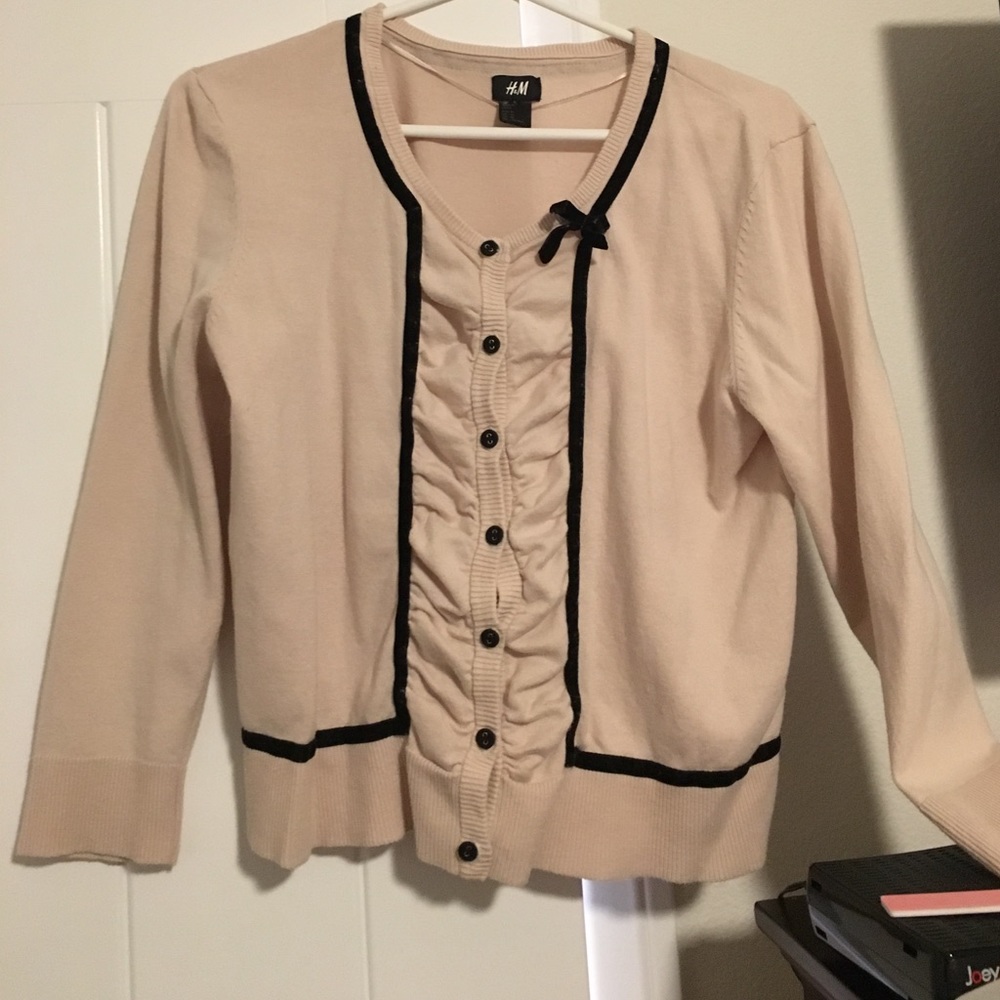 Beige and black cardigan