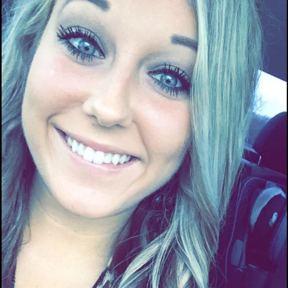 Meet your Posher, Tayler