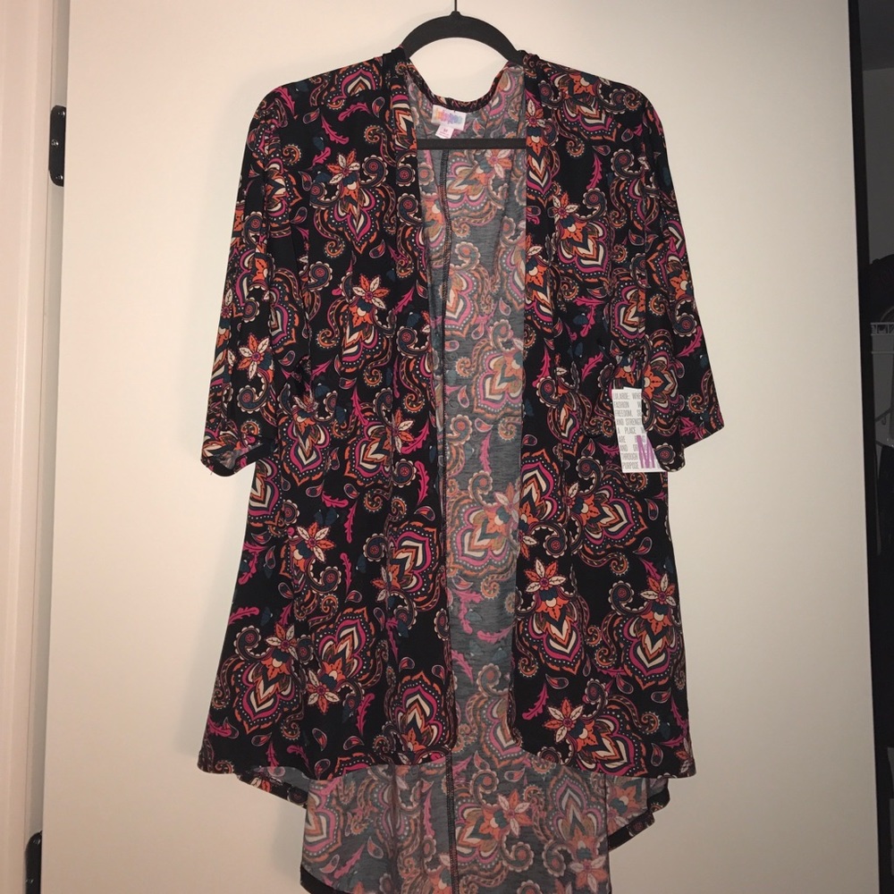 NEVER WORN LULAROE Lindsay!