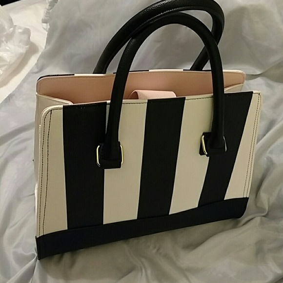 Betsey johnson satchel  NWT - Picture 3 of 4