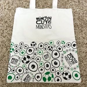 24h FINAL SALE! MCM limited ed signature shopper