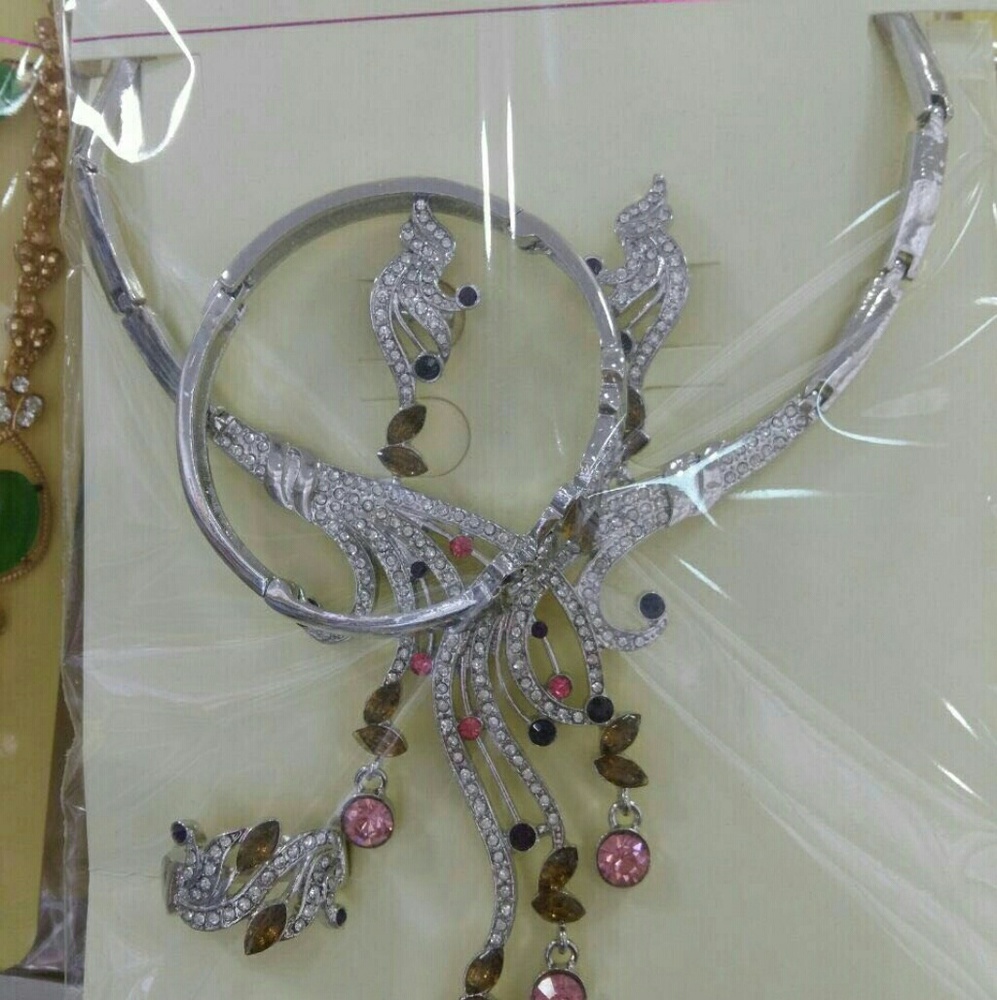 Swarvoski jewelry